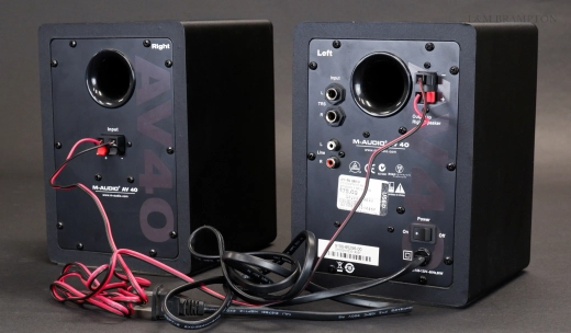 M-Audio - AV-40 MKII 3